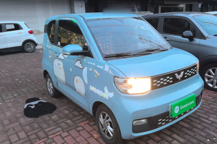 五菱汽车 宏光MINIEV 2020款 自在款 磷酸铁锂车身外观3