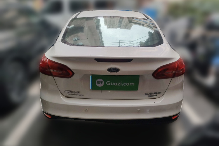 福特 福克斯 2015款 三厢 EcoBoost 180 自动旗舰型车身外观6004