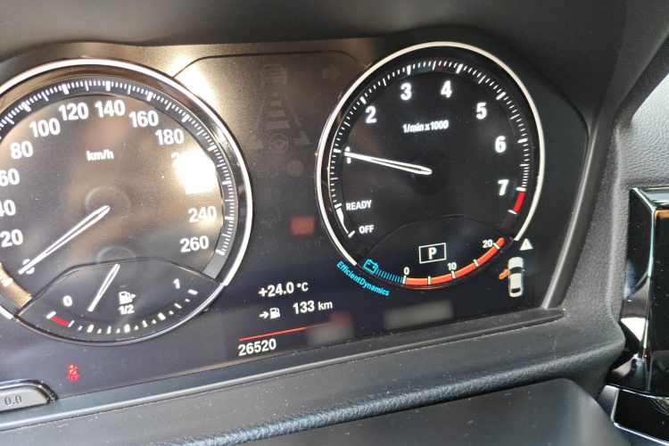 宝马1系 2021款 改款 120i M运动版局部细节14