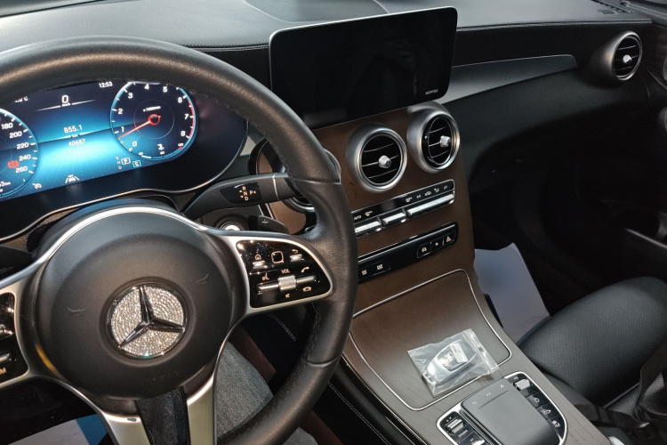 奔驰GLC 2022款 改款 GLC 300 L 4MATIC 动感型中控内饰12