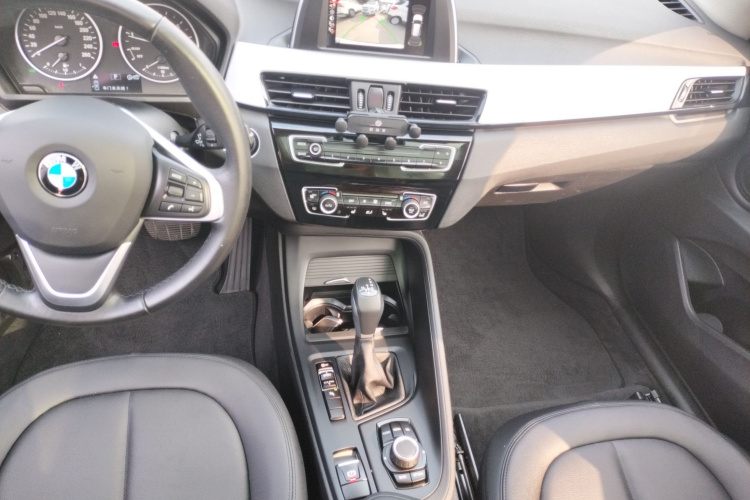 宝马X1 2016款 sDrive18Li 尊享型局部细节18