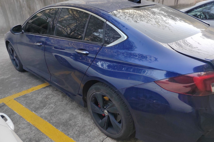 别克 君威 2020款 GS 28T 尊贵型车身外观4