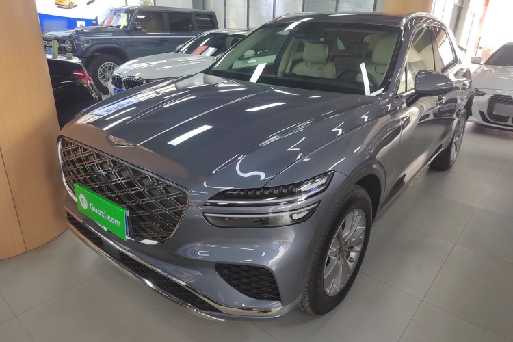 捷尼赛思GV70 2025款 2.5T 两驱豪华版车身外观1