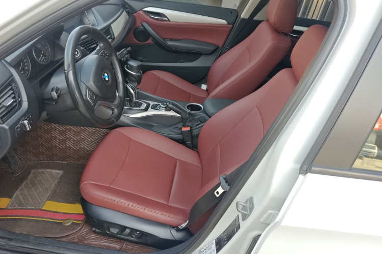 宝马X1 2014款 sDrive18i 时尚型局部细节19