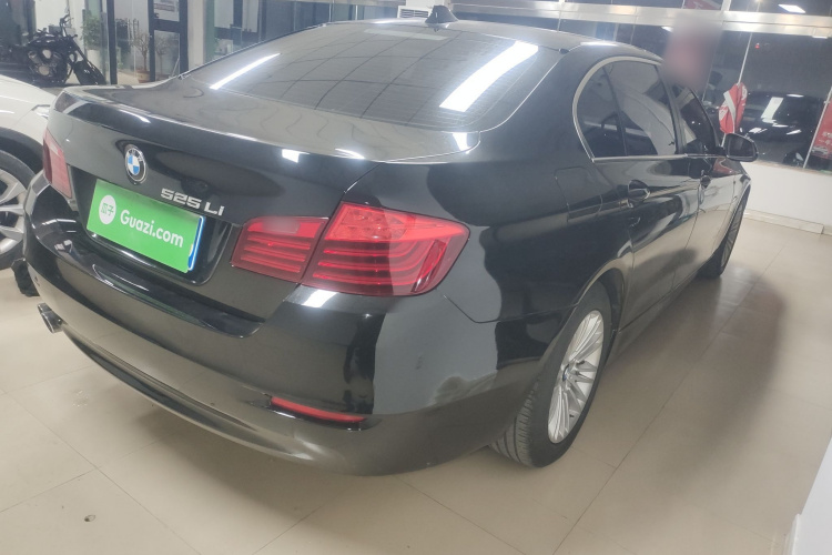 宝马5系 2014款 525Li 领先型车身外观7