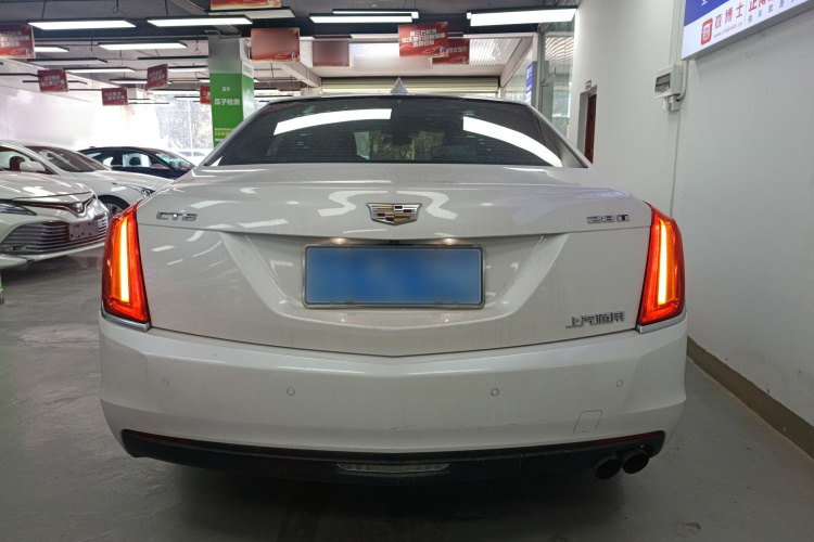 凯迪拉克CT6 2016款 28T 精英型车身外观6