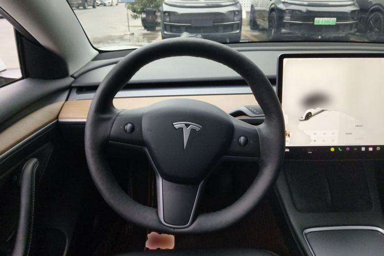 特斯拉 Model 3 2021款 标准续航后驱升级版中控内饰13
