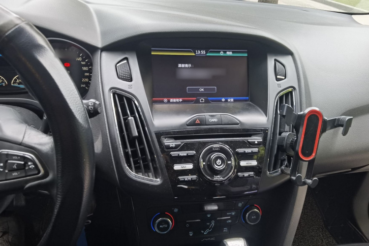 福特 福克斯 2015款 两厢 EcoBoost 125 自动超能风尚型局部细节16