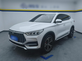 比亚迪 宋PLUS 2020款 1.5T 自动旗舰型