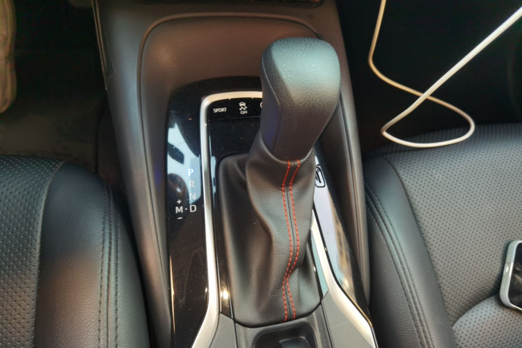 丰田 卡罗拉 2021款 1.2T S-CVT精英PLUS版局部细节18