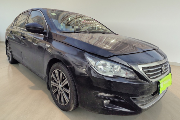 标致408 2015款 1.2T 自动豪华版车身外观3