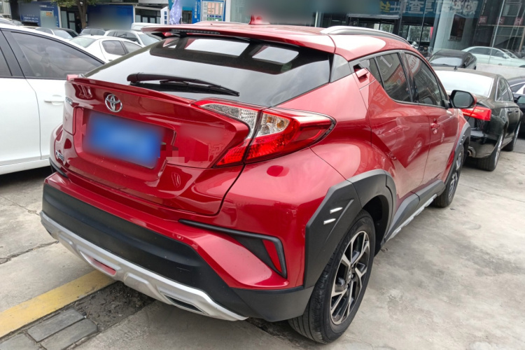 丰田C-HR 2018款 2.0L 酷越领先版 国V车身外观7