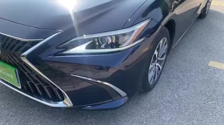 雷克萨斯ES 2023款 200 卓越版实拍1