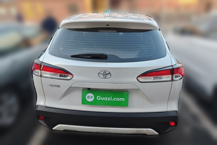 丰田 卡罗拉锐放 2023款 2.0L 精英版车身外观6