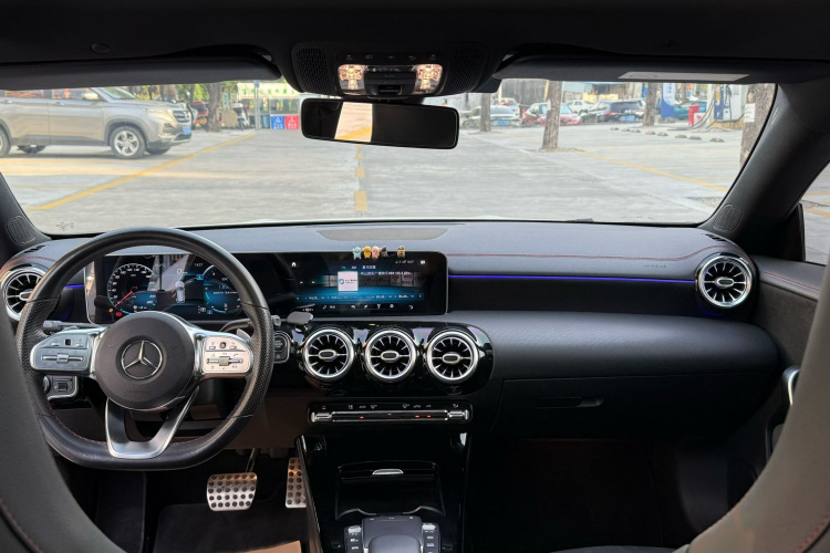 奔驰CLA 2020款 CLA 200 猎跑车中控内饰7005