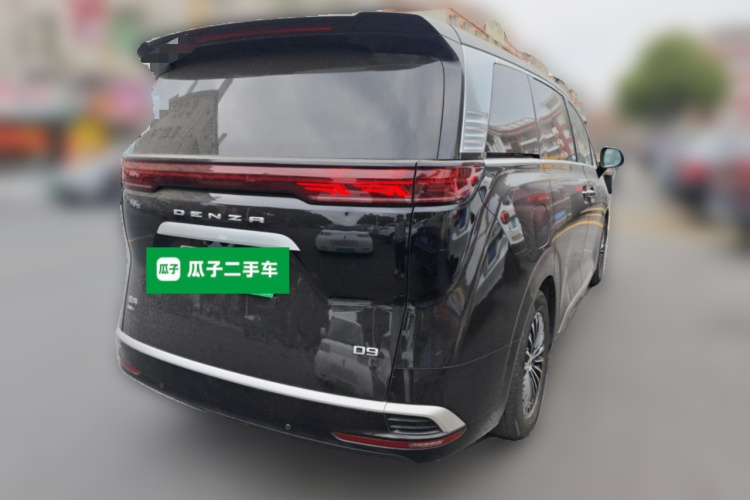 腾势D9 2022款 DM-i 1040 尊贵型车身外观6005