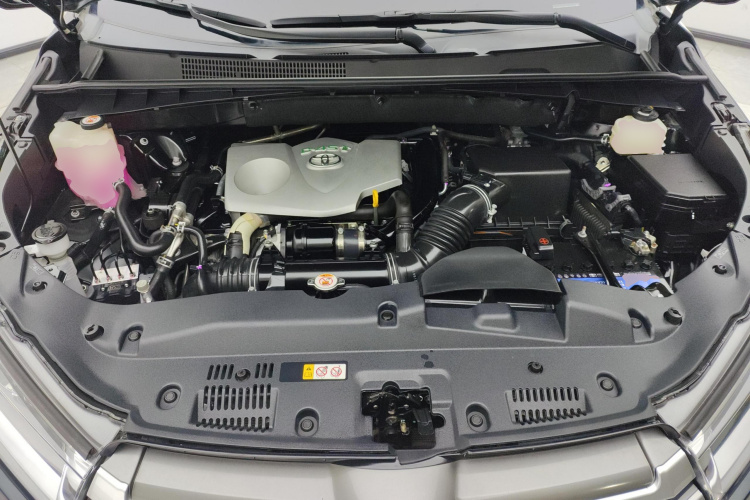 丰田 汉兰达 2021款 2.0T 两驱精英版 5座机舱底盘24