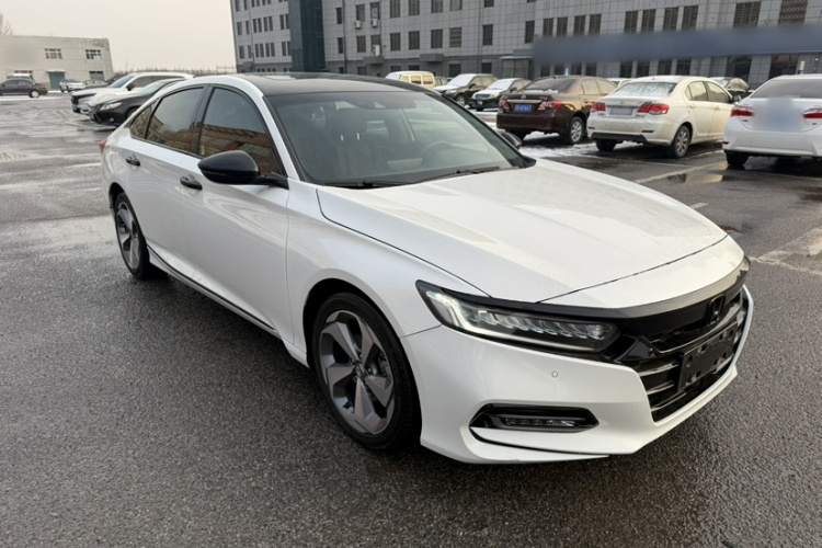 本田 雅阁 2018款 锐·混动 2.0L 锐智版 国VI车身外观6004