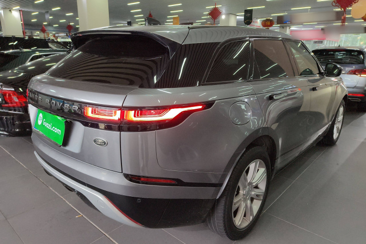 路虎 揽胜星脉 2020款 P250 R-DYNAMIC S车身外观7