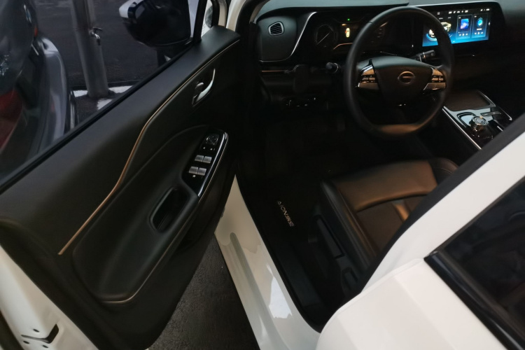 埃安 AION S 2023款 魅 580 磷酸铁锂中控内饰7003