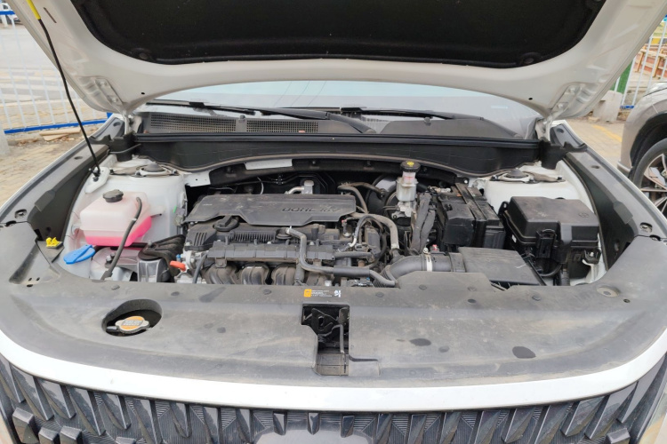 北京现代ix35 2023款 沐飒 2.0L 豪华版DLX机舱底盘24