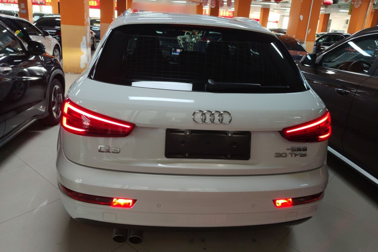 奥迪Q3 2018款 30周年年型 30 TFSI 时尚型车身外观6004