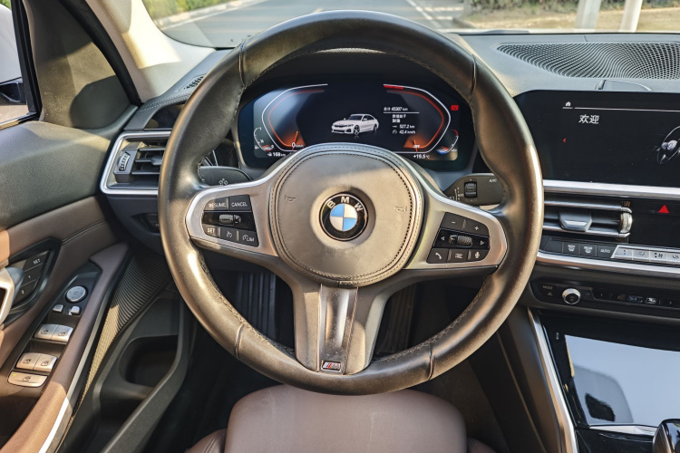 宝马3系 2021款 改款二 320Li M运动套装局部细节13