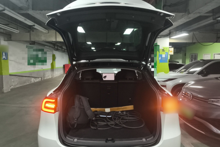 特斯拉 Model Y 2022款 后轮驱动版机舱底盘23