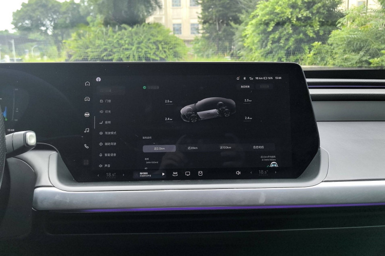 小鹏P7 2020款 670N中控内饰7007