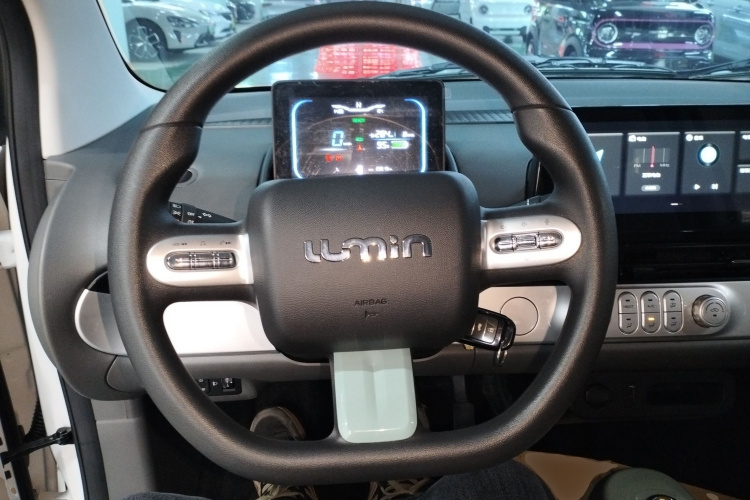长安启源 长安Lumin 2023款 301km 蜜沁款中控内饰13