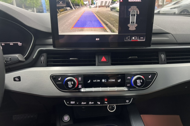 奥迪A4L 2020款 40 TFSI quattro 豪华动感型中控内饰7005