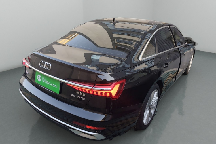 奥迪A6L 2023款 改款 45 TFSI 臻选动感型车身外观7
