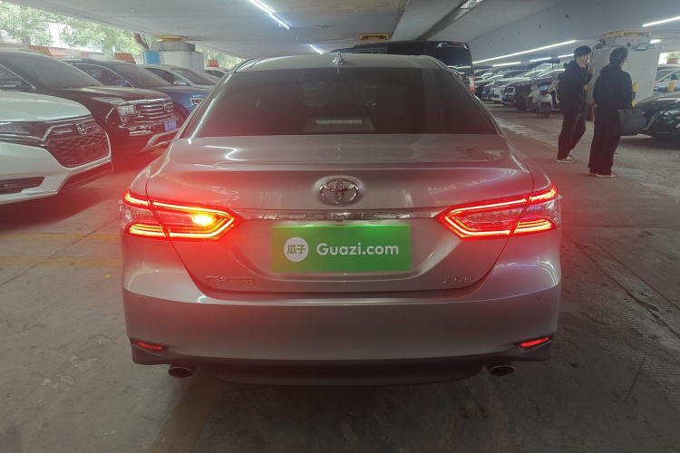 丰田 凯美瑞 2021款 2.0G 豪华版车身外观6