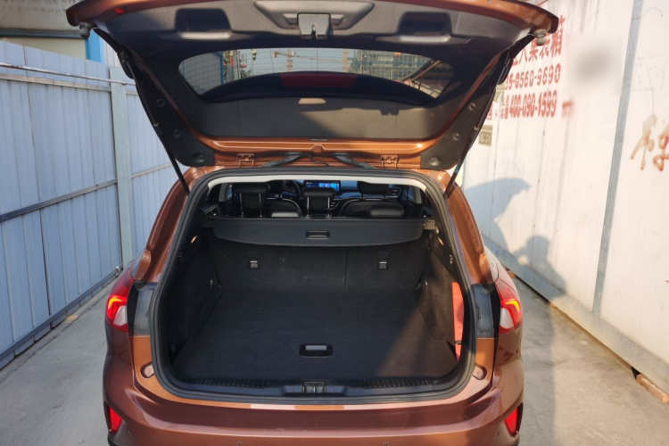 福特 福克斯 2021款 猎装版 EcoBoost 180 自动猎潮型局部细节23