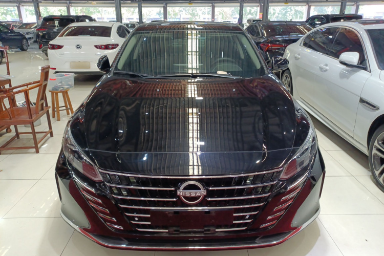 日产 天籁 2022款 2.0L XL-TLS 悦享版车身外观2