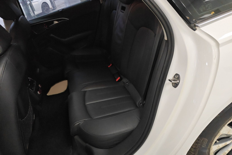 奥迪A6L 2017款 TFSI 舒适型中控内饰7004