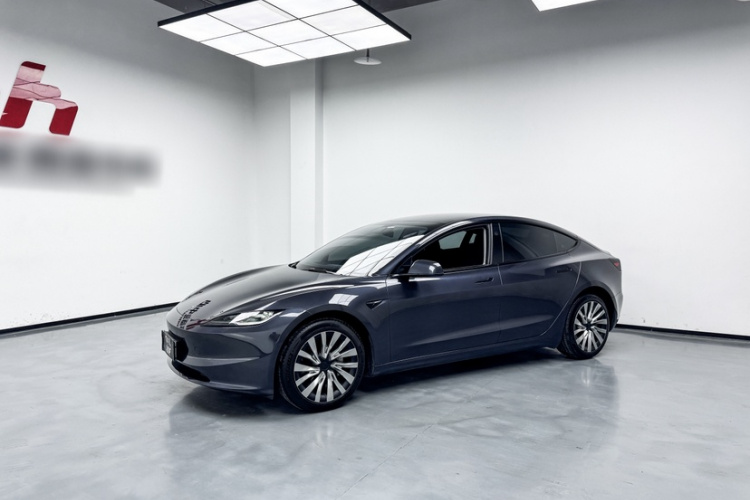 特斯拉 Model 3 2023款 后轮驱动版车身外观6001