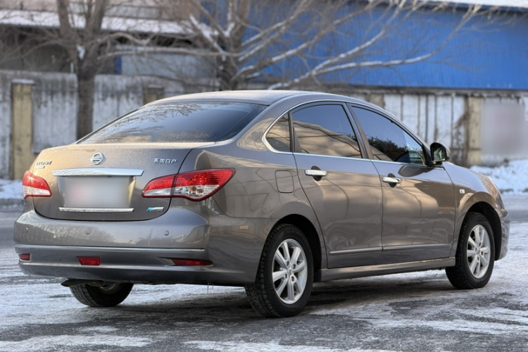 日产 轩逸 2019款 经典 1.6XE+ CVT智联领先版车身外观6004