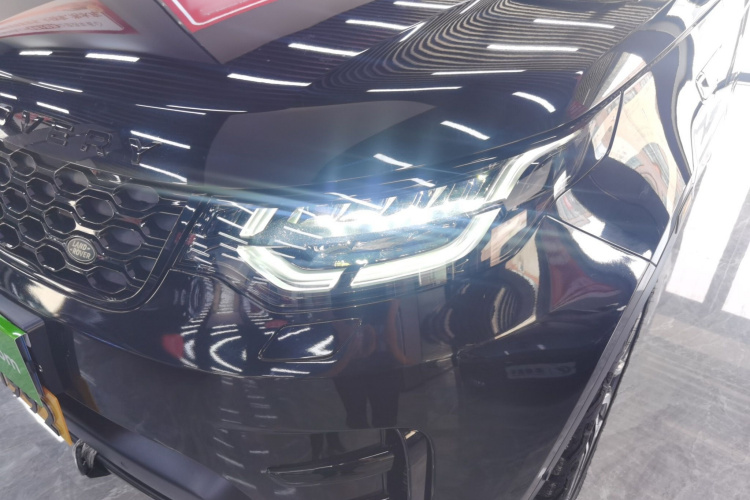 路虎 发现 2019款 2.0T SE车身外观36