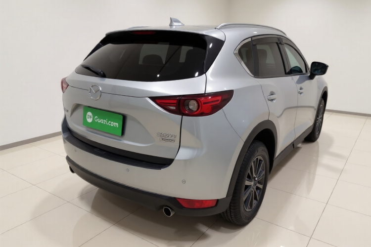 马自达CX-5 2020款 改款 2.0L 自动两驱智尊型车身外观7