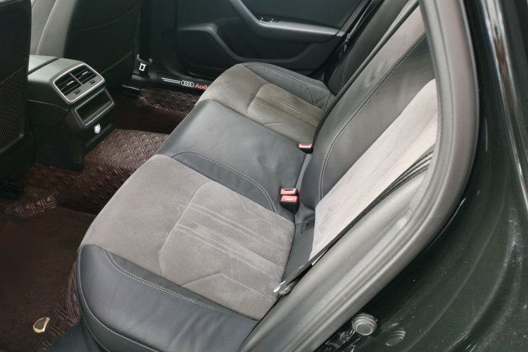 奥迪A6L 2020款 40 TFSI 豪华动感型中控内饰7004