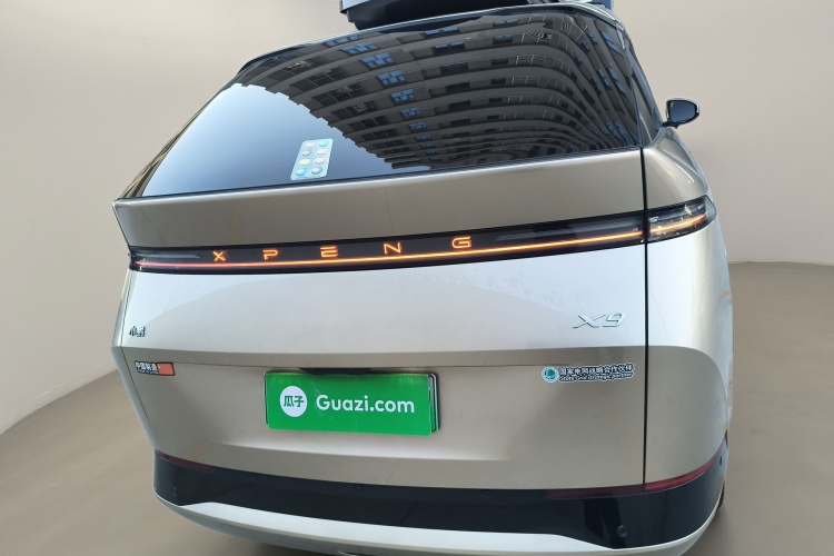 小鹏X9 2024款 702超长续航Pro车身外观6