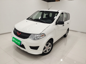 五菱汽车 五菱宏光 2021款 1.5L改款 S基本型 液压助力LAR