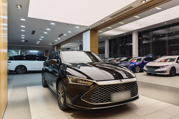 比亚迪 秦PLUS 2021款 DM-i 55KM 旗舰型车身外观6003