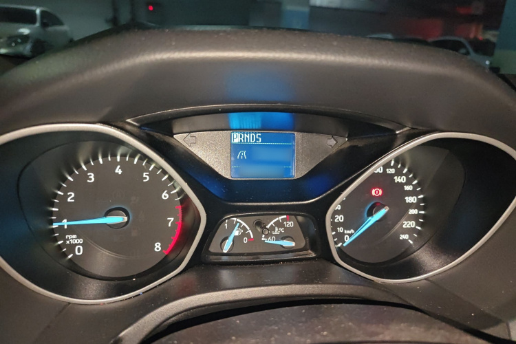 福特 福克斯 2017款 两厢 1.6L 自动舒适型智行版局部细节14