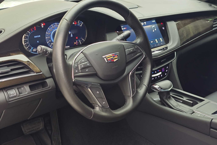 凯迪拉克CT6 2017款 28T 豪华型车身外观6007