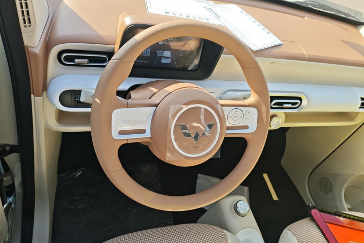 五菱汽车 宏光MINIEV 2024款 第三代 215km 青春版中控内饰13