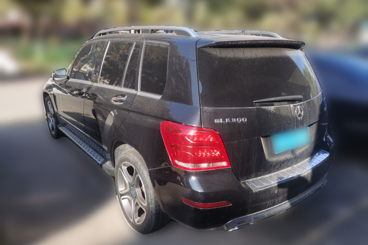 奔驰GLK级 2015款 GLK 300 4MATIC 时尚型 极致版车身外观5