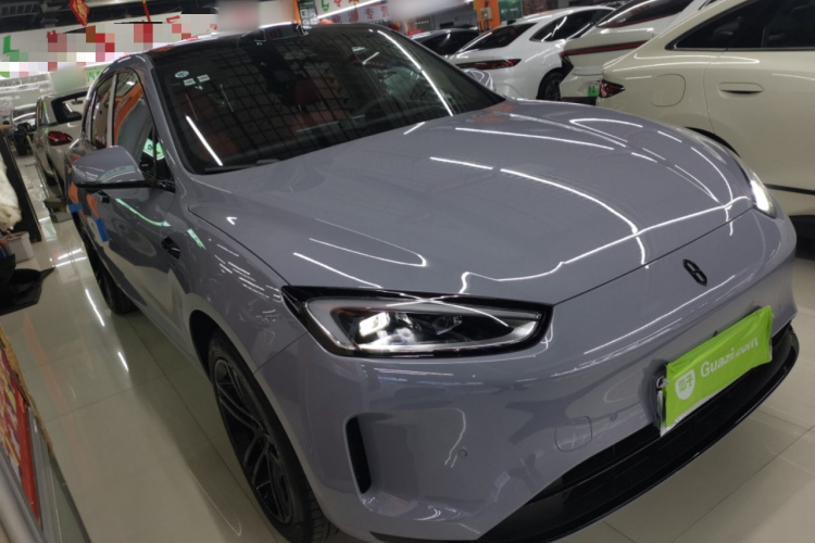 鸿蒙智行 问界M5 2025款 增程   Ultra 四驱版车身外观3