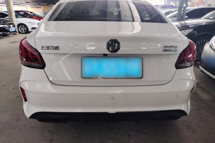 名爵 MG5 2021款 180DVVT CVT青春风尚版车身外观6